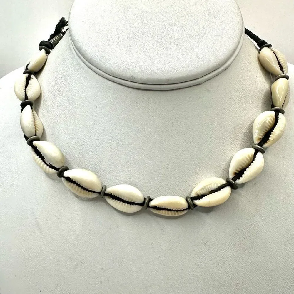 Shell choker necklace - Picture 2 of 6